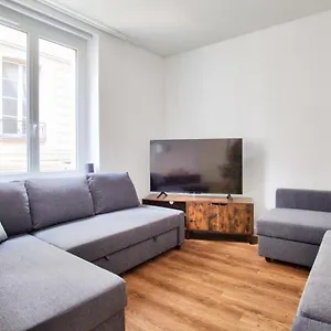 1 Bedroom Quartier Latin Royer Collard Paris