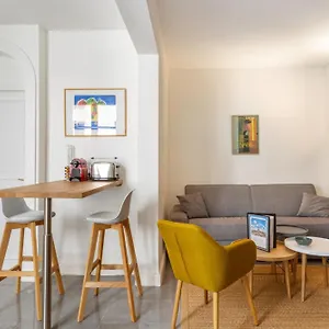  Апартаменты Appartement Du Marche St Honore - Welkeys
