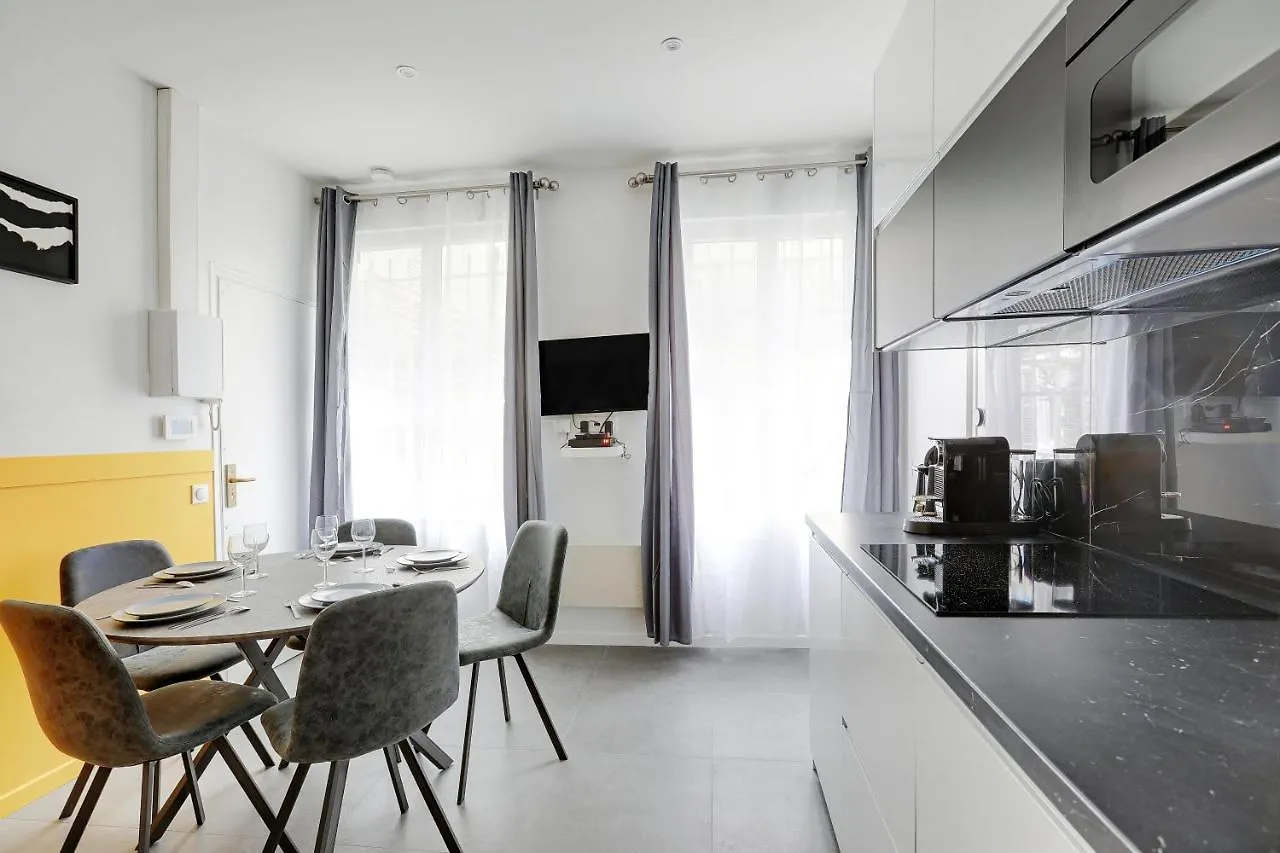 Apartamento CMG Temple / République París 0*,  Francia